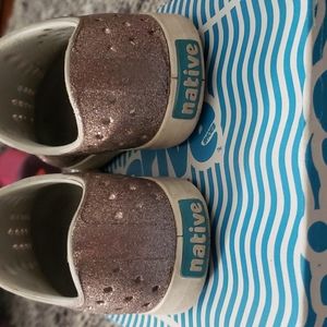 Native Miller in pewter glitter